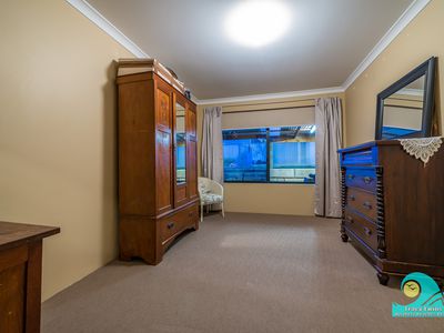 86 Lagoon Drive, Yanchep