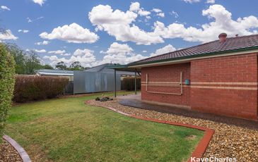 22 Lakeview Terrace, Beaconsfield