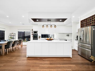 19 Chaucer Crescent, Truganina