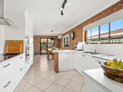 4 Helsinki Parade, Bomaderry