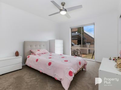 8 High Street, Harcourt