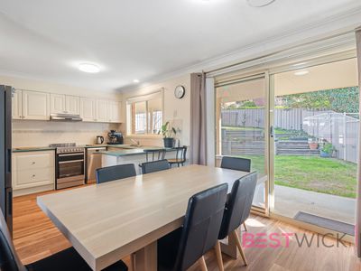 37 Cedar Drive, Llanarth