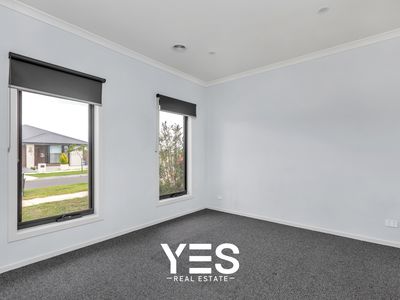 26 Pienza Road, Clyde