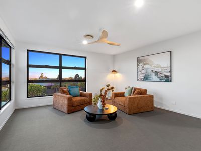 36 Kingfisher Crescent, Palmview