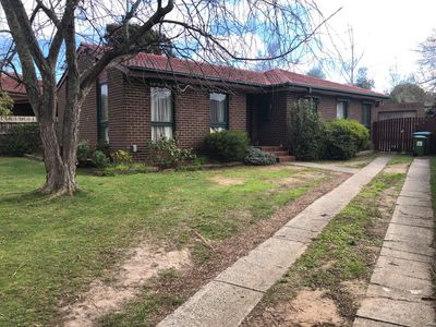 7  Chesney Drive, Ringwood