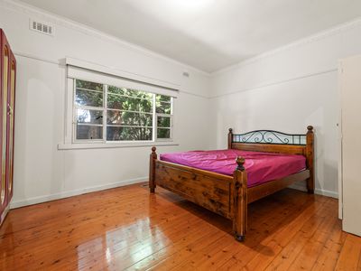 991  Heatherton Road, Springvale