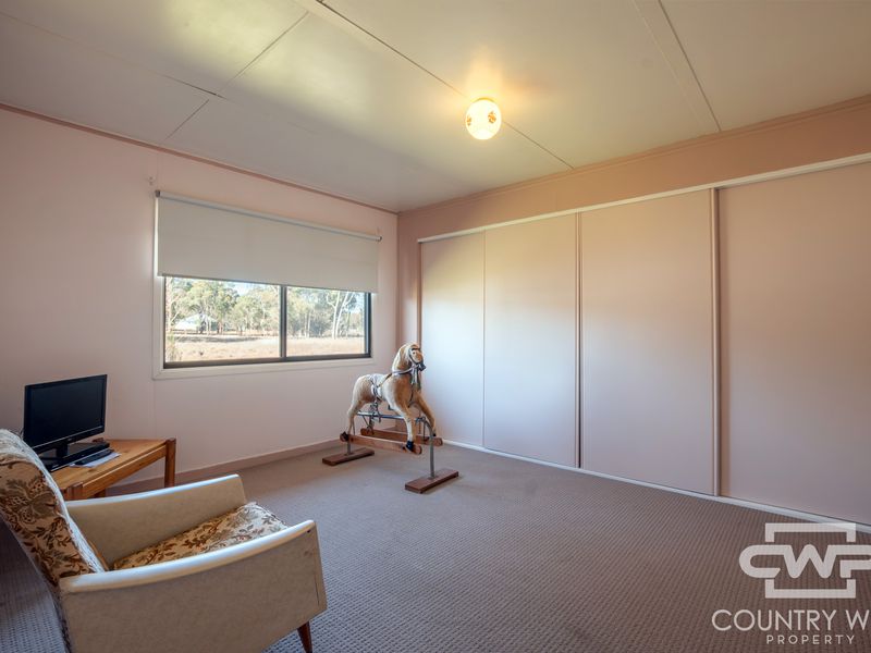 13 Deloraine Road, Emmaville