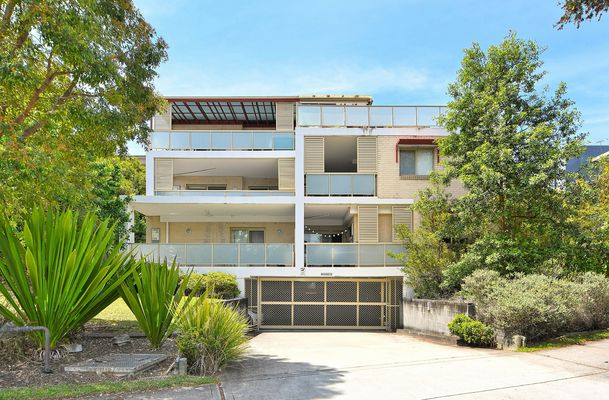 4 / 65 Adderton Road, Telopea