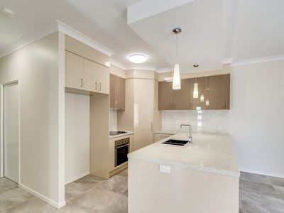 4 a Sallyanne Street, Doolandella