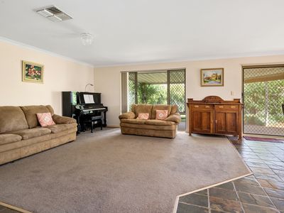 8A Siberia Close, Hannans