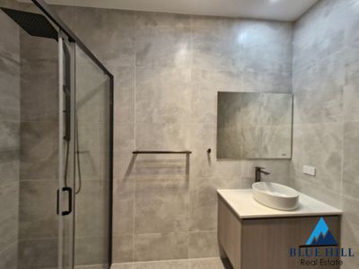 1 / 27 Crestwood Road, Thornton