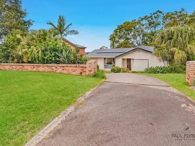 51 ADAMINABY DRIVE, Helensvale