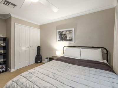 11 Horsham Crescent, Harrisdale