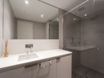 806 / 21 Bow River, Burswood