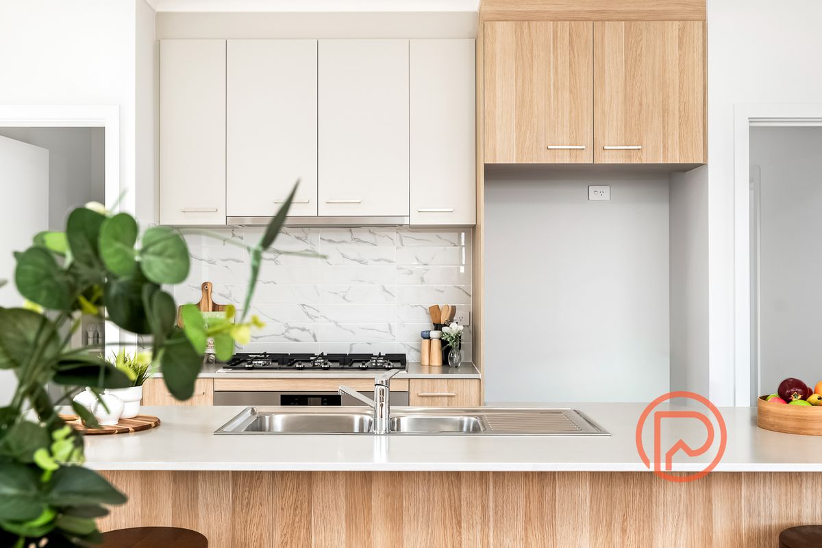 2 MINT DRIVE, Hayborough