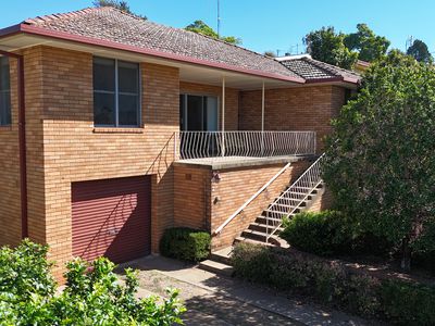 2 Albert Street, Parkes