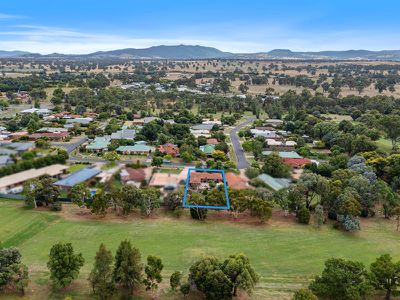 26 Links Road, Mansfield