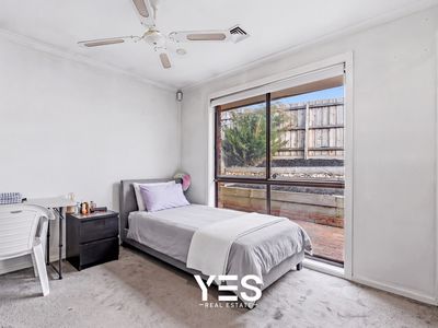 4 / 10 Lang Road, Mount Waverley