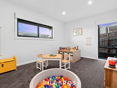 19 Lapin Grove, Wandana Heights