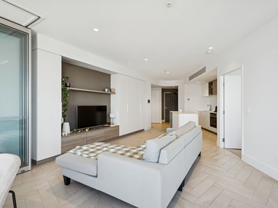 2207 / 1 Geoffrey Bolton Avenue, Perth