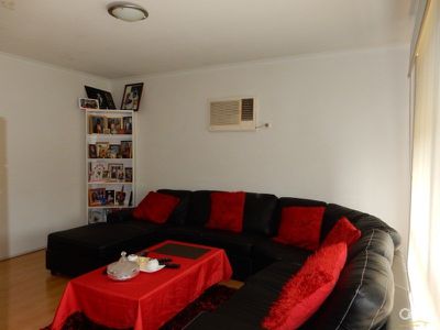 73 Strong Drive, Hampton Park