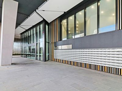 2001 / 9 Brodie Spark Drive, Wolli Creek