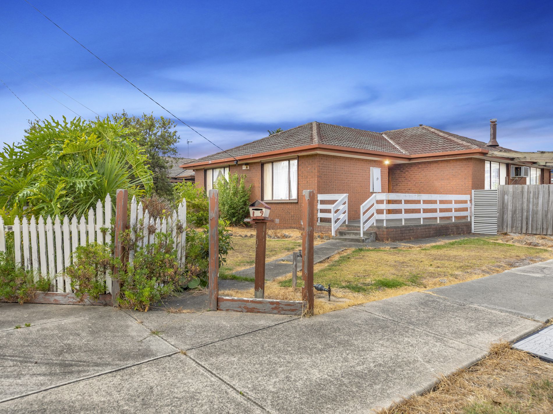 19 Crockett
AVE, Craigieburn