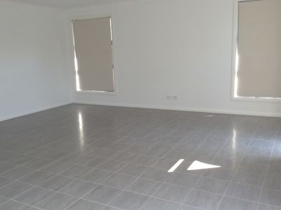 1 / 37 Winnima Way, Berkeley