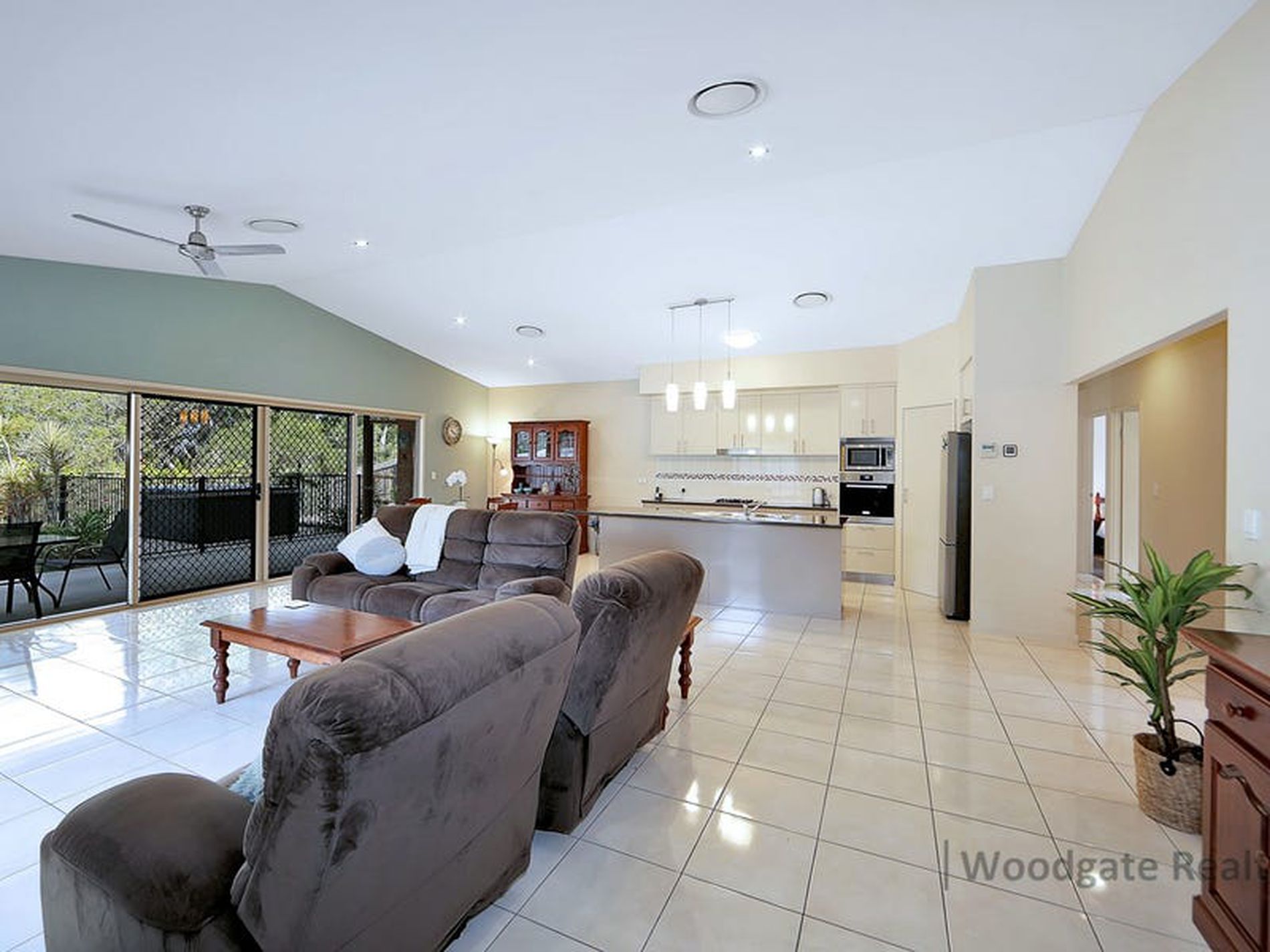 29 Ocean View Dr, Woodgate
