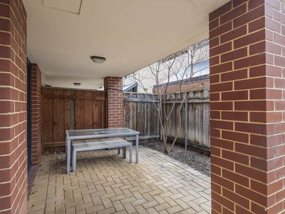 6 / 374 Stirling Street, Highgate