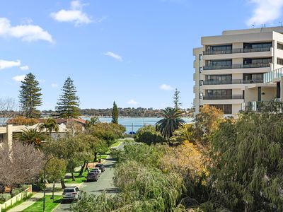 210 / 3 Mends Street, South Perth