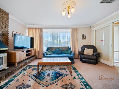 6 Parry Avenue, Bateman