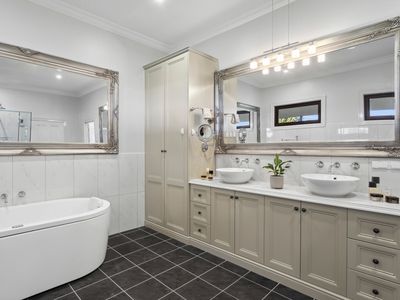 200 Fiddlers Green Road, Kyneton