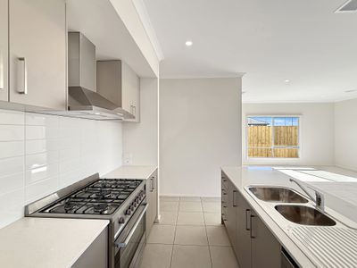 9 Glenorchy St, Eynesbury