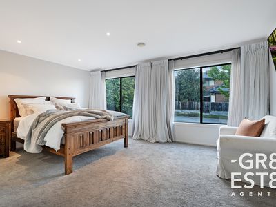 10 REDLEAF CLOSE, Hampton Park