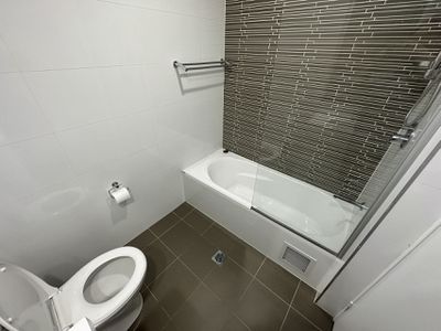 J313 / 81-86 Courallie Ave, Homebush West