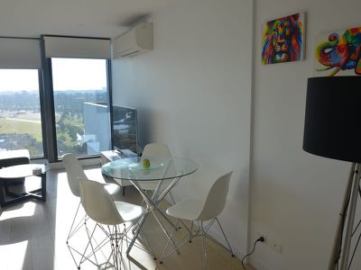 917 / 1 Ascot Vale Road, Flemington