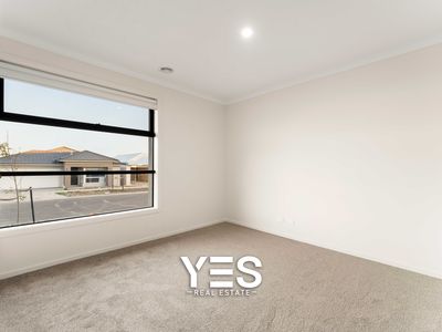 11 Argant Loop, Sunbury