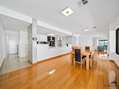 10 Tindal Avenue, Yangebup