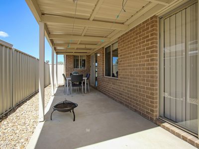 29 DERWENT WAY, Wodonga