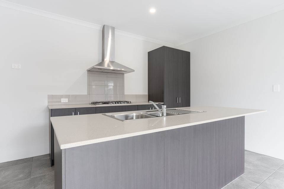 16 Tablelands Dr, Baldivis