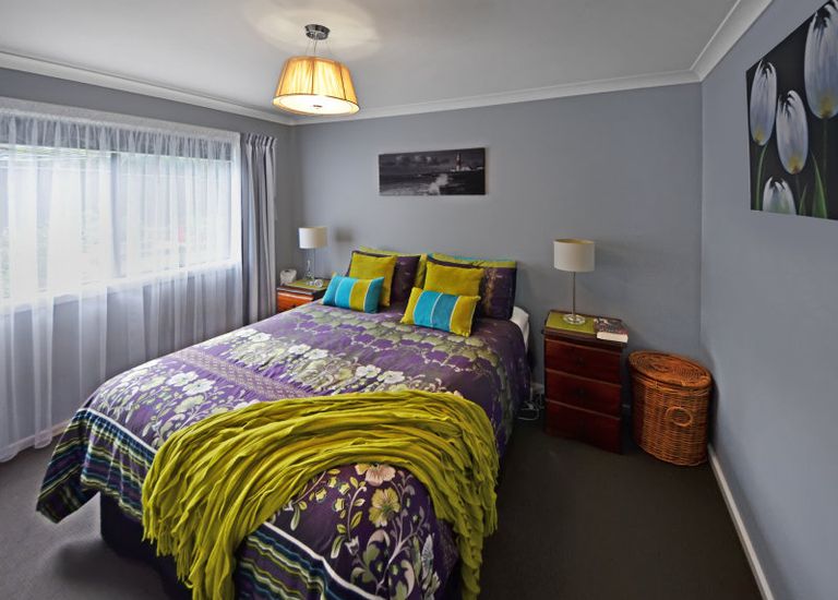 4 Neptune Avenue North, Portland