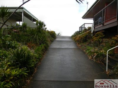 1 / 27 North Maleny Road, Maleny