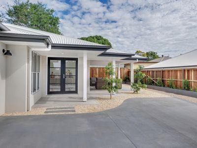 8 Greenham Street, Raceview