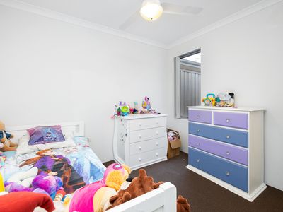 24 Minnie Grove, Hilbert