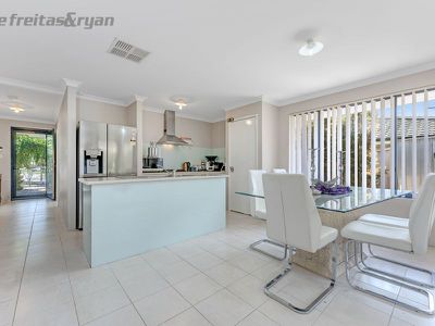 14 La Manche Ave, Port Kennedy