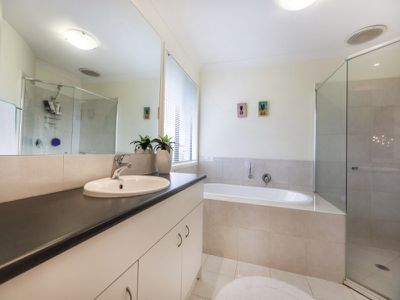5 Portsea Court, Peregian Springs
