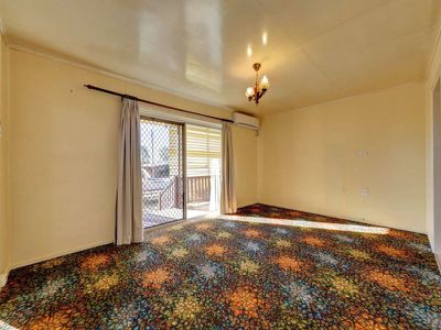8 Black Street, Norville
