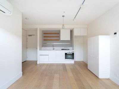 219 / 20 Camberwell Road, Hawthorn East