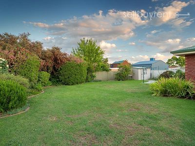 14 KOETONG CRESCENT, Wodonga